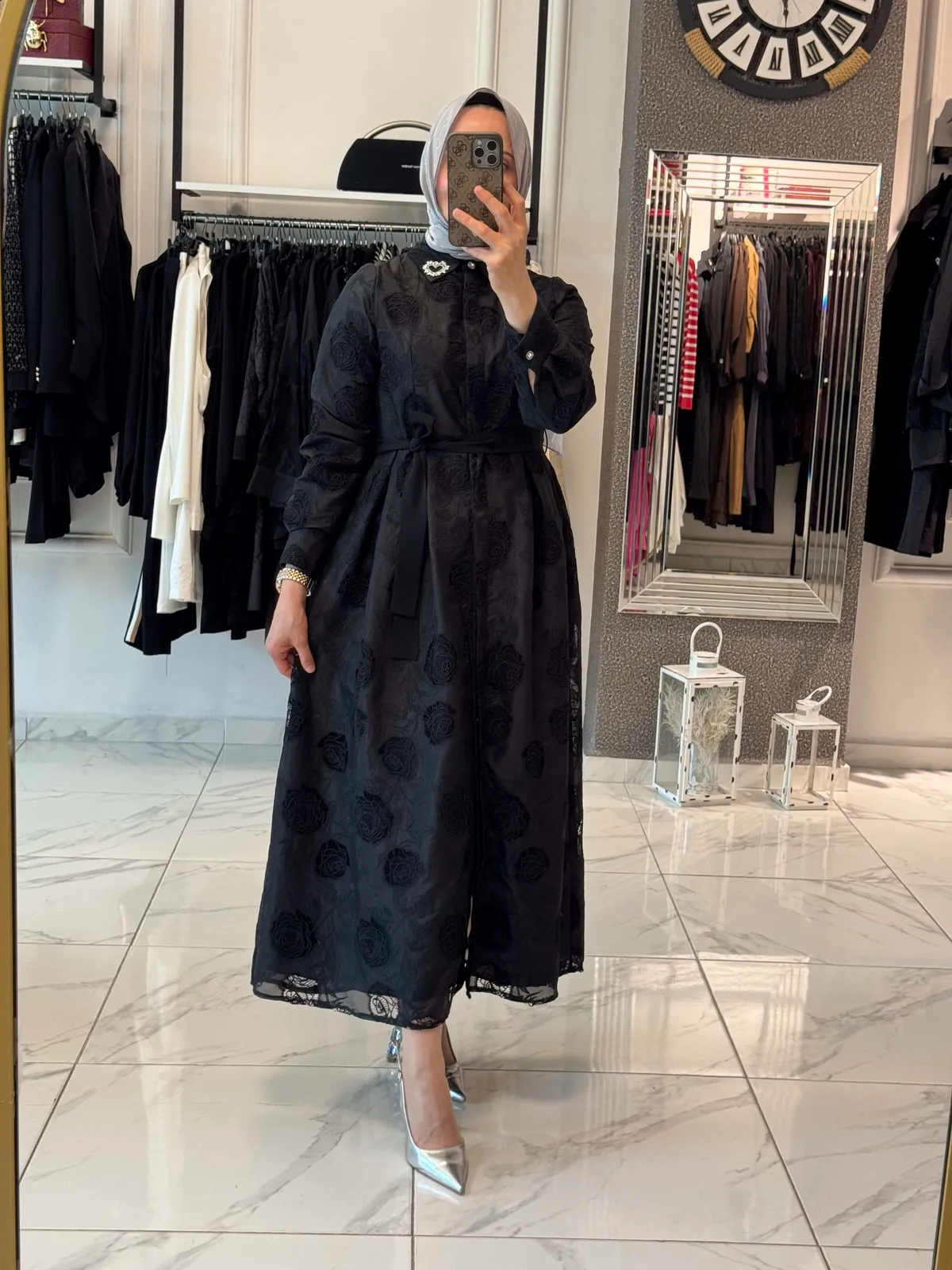 Gül Desen Elbise - Siyah