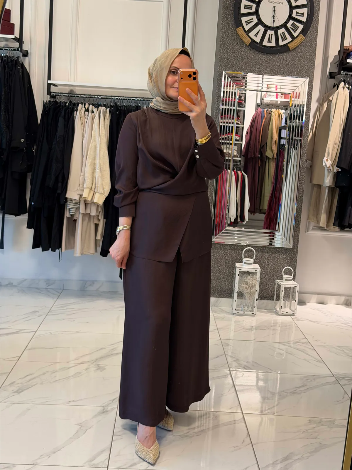 Yeni Sezon Bağlama Detaylı Takım - Kahverengi